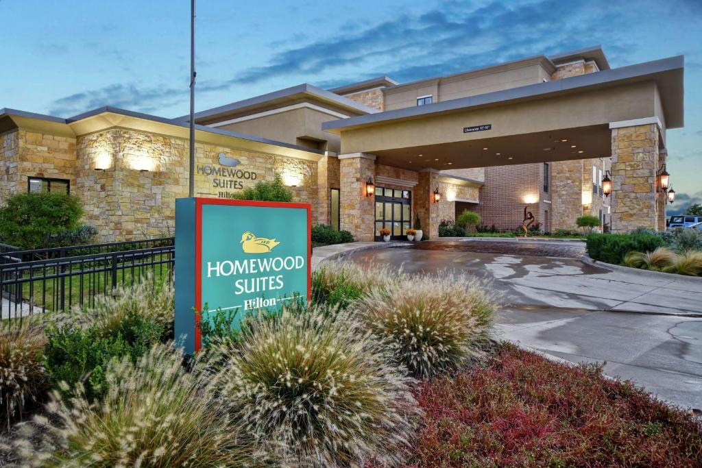 Homewood Suites by Hilton Dallas Arlington South