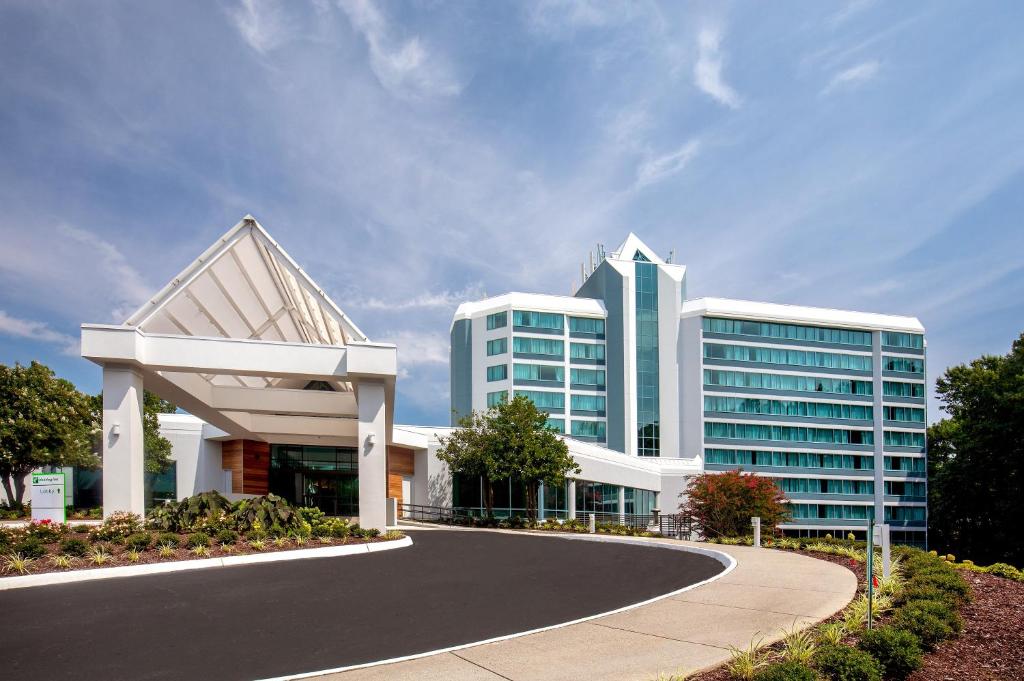 Holiday Inn Newport News - Hampton, an IHG Hotel