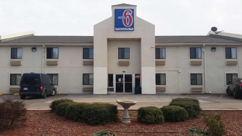 Motel 6 Elk City, Ok