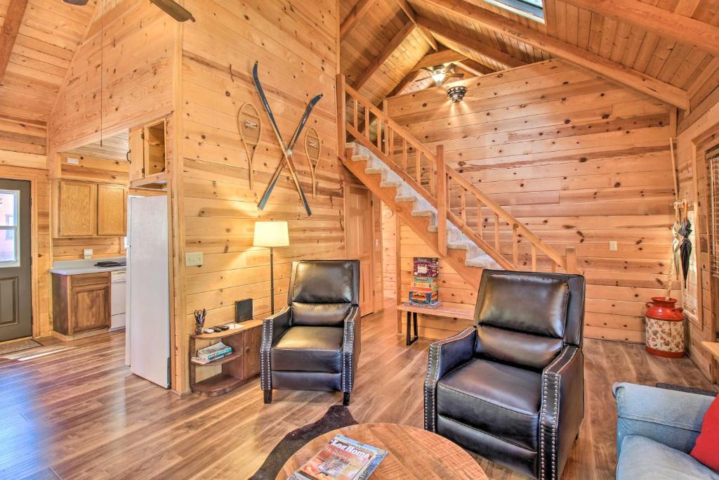 Relax and Play in the Pines Cabin with Deck!