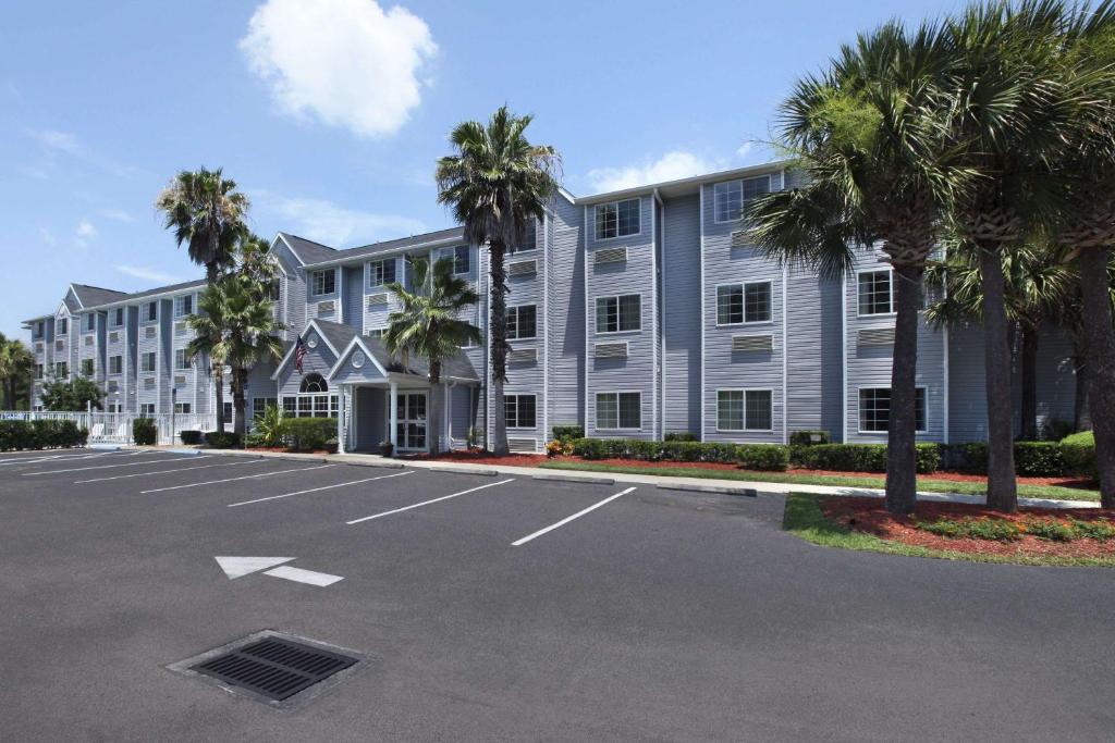 Microtel Inn & Suites by Wyndham Palm Coast I-95