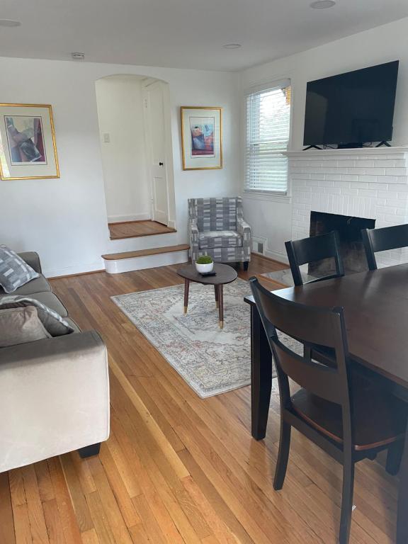 Fully renovated House in Silver Spring, Md