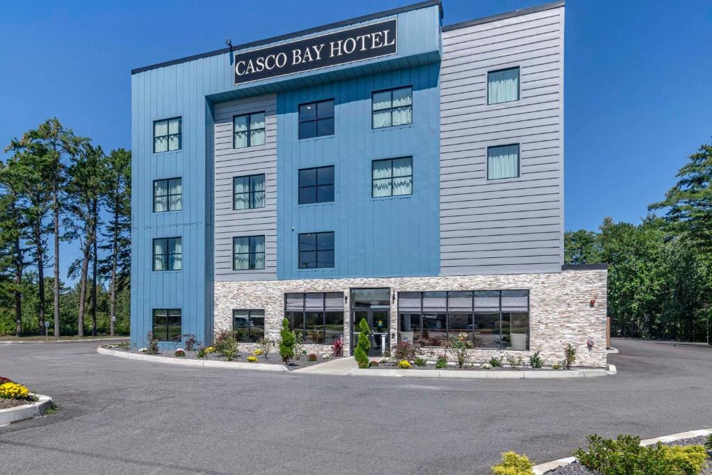 Casco Bay Hotel, Maine Mall, PWM Airport, Ascend Hotel Collection