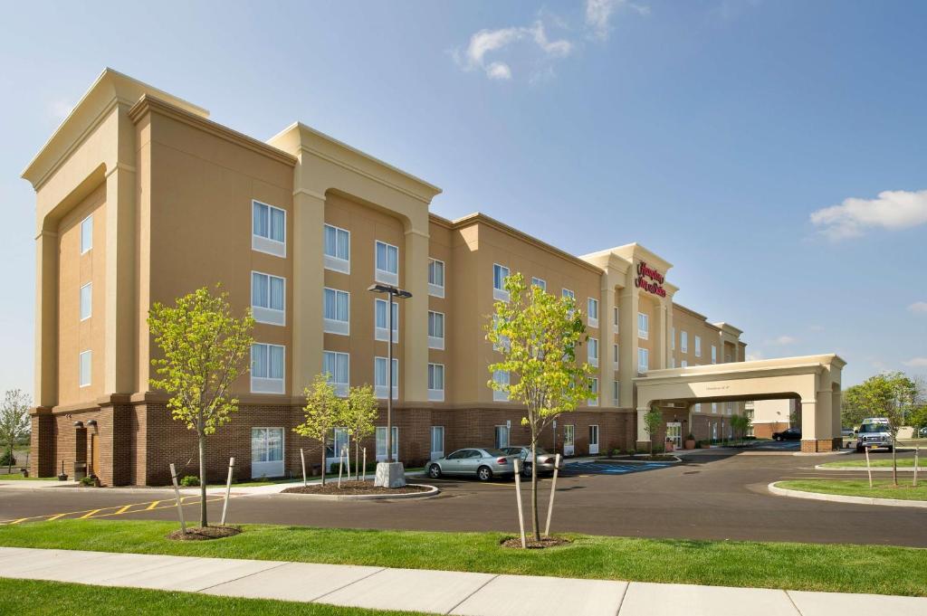 Hampton Inn & Suites - Buffalo Airport