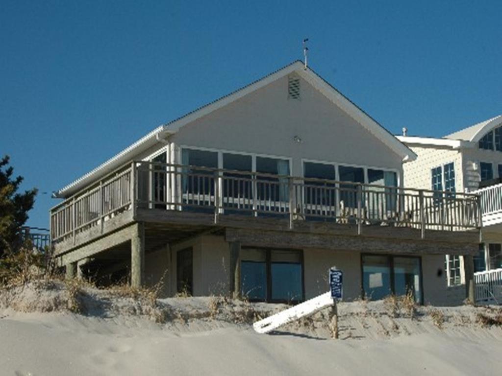 Nice Home In Brant Beach With 4 Bedrooms And Internet