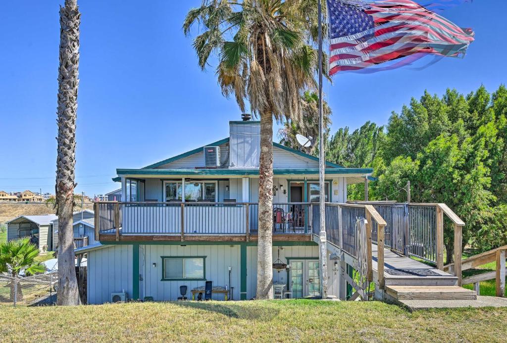 Waterfront Bethel Island Home with Dock and Slip