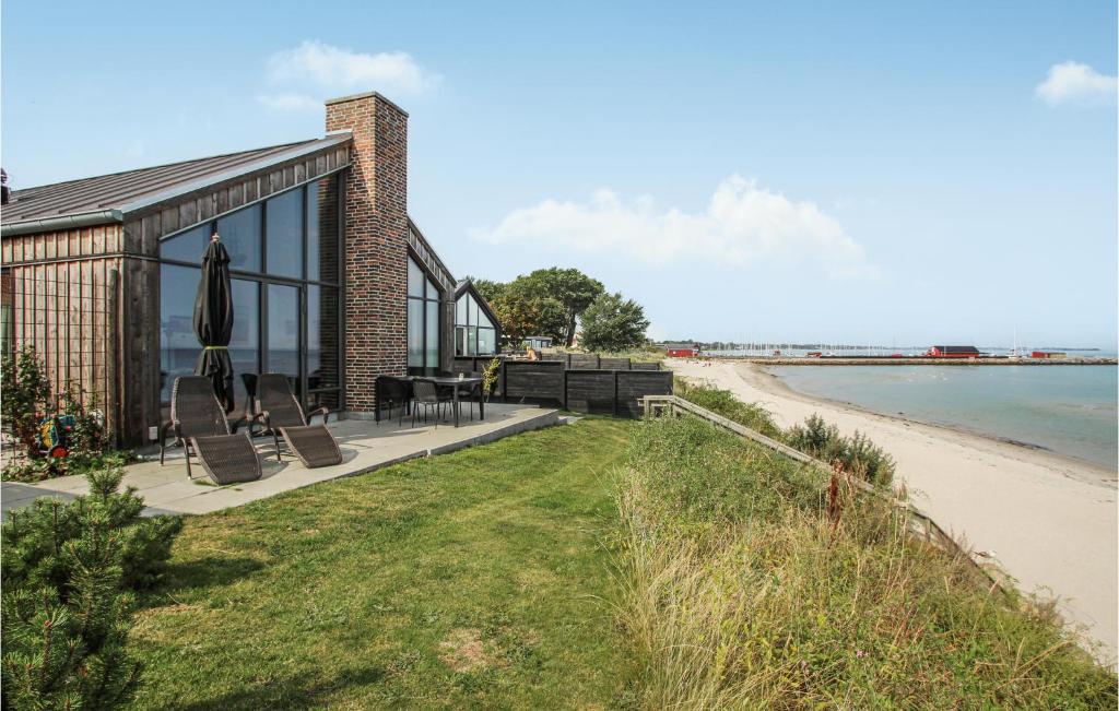 Nice Home In Samsø With House Sea View